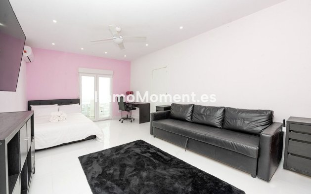 Revente - Villa - Benalmadena - Benalmadena Centro