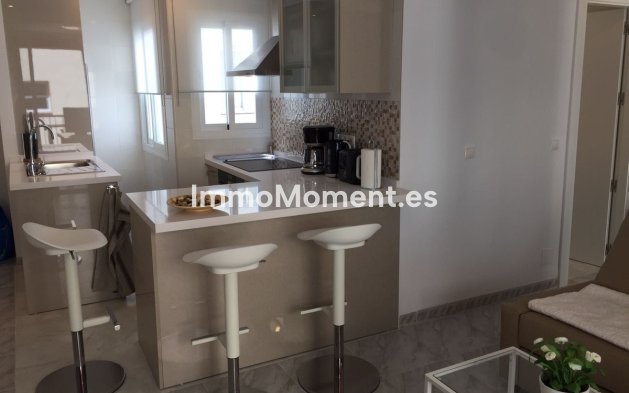 Resale - Apartment - Fuengirola - Fuengirola Centro