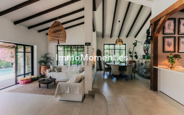 Wiederverkauf - Villa - Estepona  - New Golden Mile