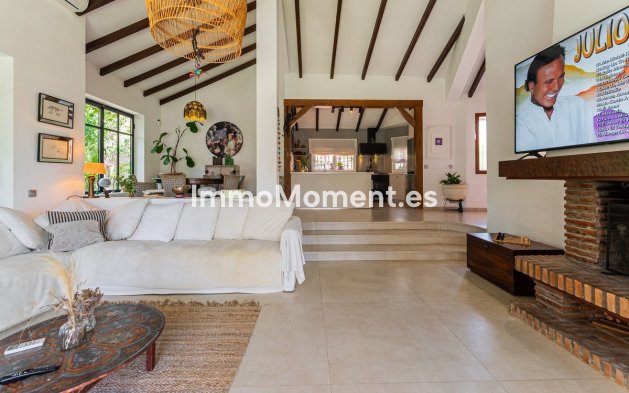 Wiederverkauf - Villa - Estepona  - New Golden Mile