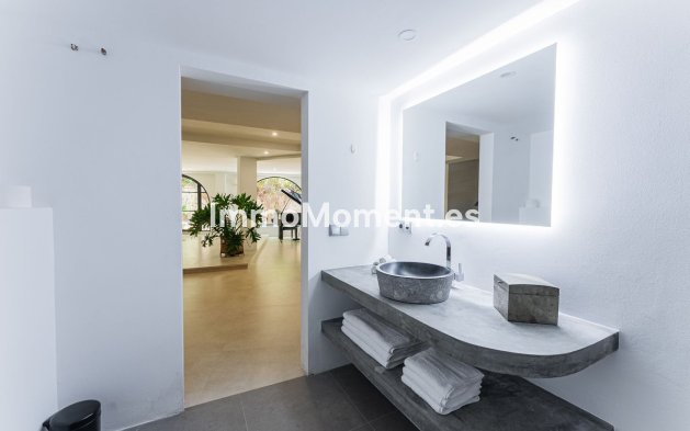 Wiederverkauf - Villa - Estepona  - New Golden Mile