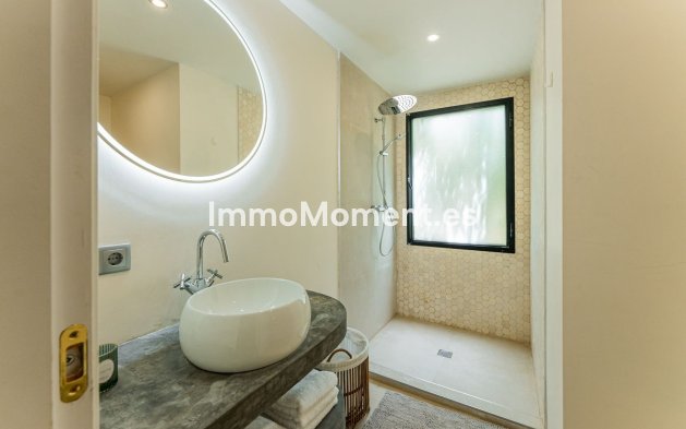 Wiederverkauf - Villa - Estepona  - New Golden Mile