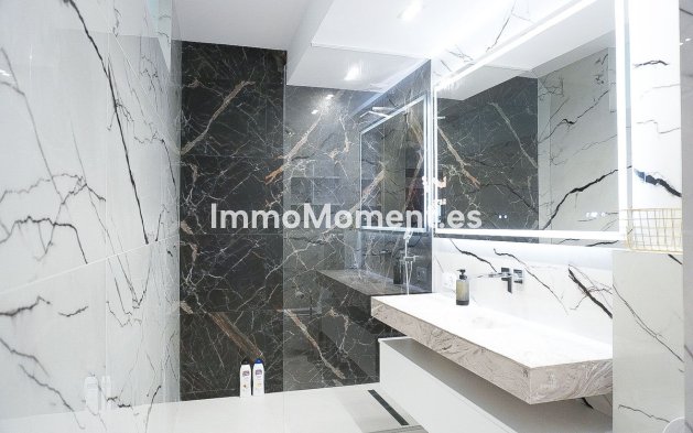 Wiederverkauf - Wohnung - Marbella - Nueva Andalucía