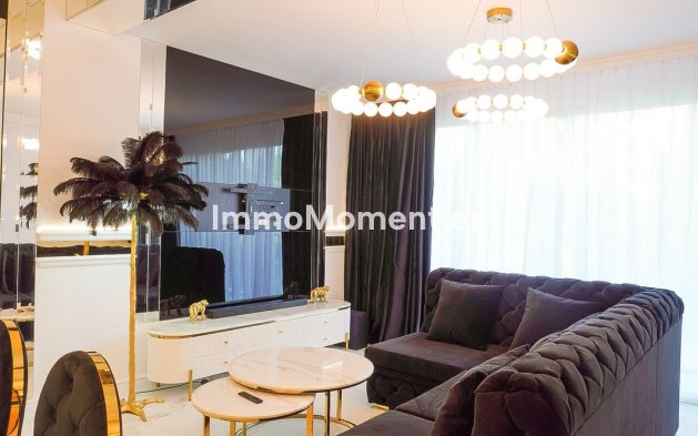 Wiederverkauf - Wohnung - Marbella - Nueva Andalucía