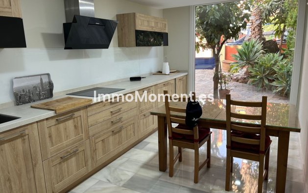 Wiederverkauf - Reihenhaus - Estepona  - Atalaya