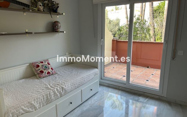 Wiederverkauf - Reihenhaus - Estepona  - Atalaya