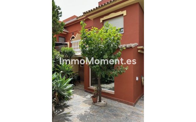 Wiederverkauf - Reihenhaus - Estepona  - Atalaya