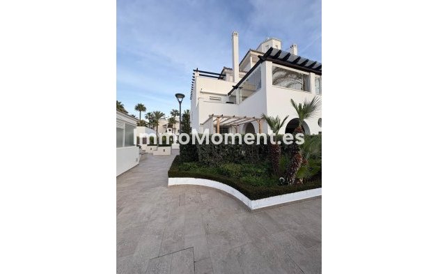 Wiederverkauf - Wohnung - Marbella - Nueva Andalucía