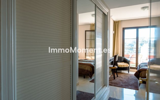 Resale - Apartment - Benahavís - Los Arqueros