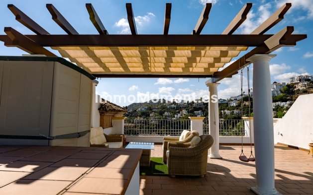 Resale - Apartment - Benahavís - Los Arqueros