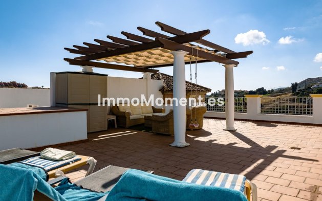 Resale - Apartment - Benahavís - Los Arqueros