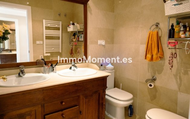 Resale - Apartment - Benahavís - Los Arqueros