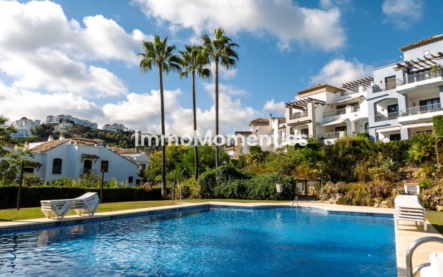 Resale - Apartment - Benahavís - Los Arqueros