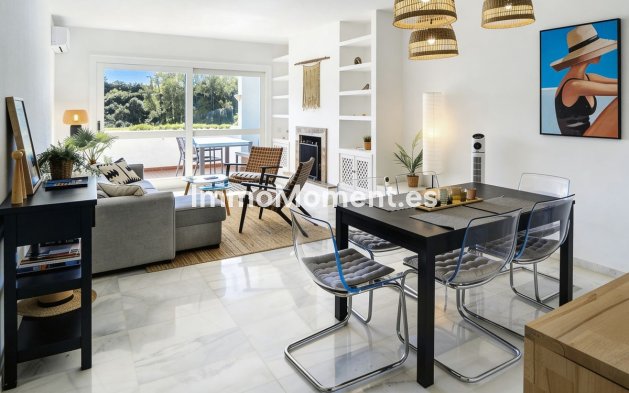 Reventa - Apartamento - Benahavís - Los Arqueros