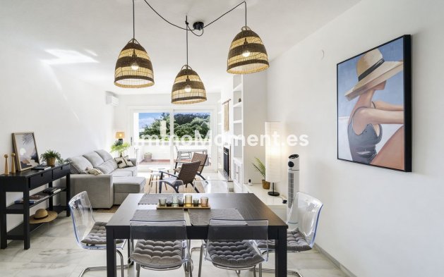 Reventa - Apartamento - Benahavís - Los Arqueros