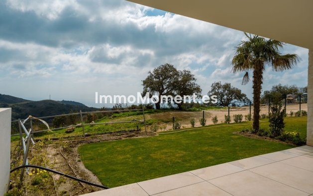 Resale - Apartment - Inland  - Ojén