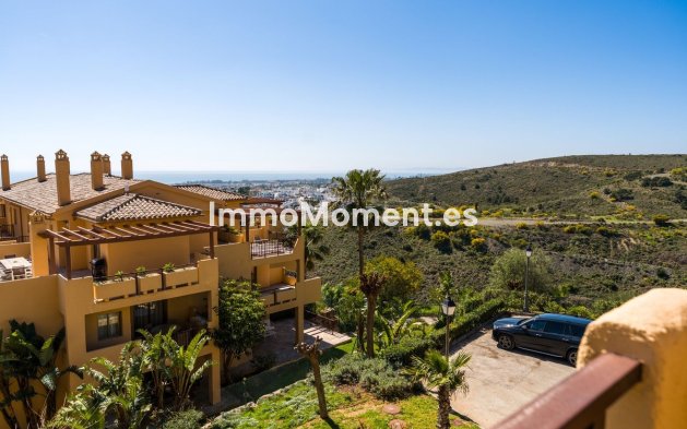 Wiederverkauf - Wohnung - Estepona  - Atalaya