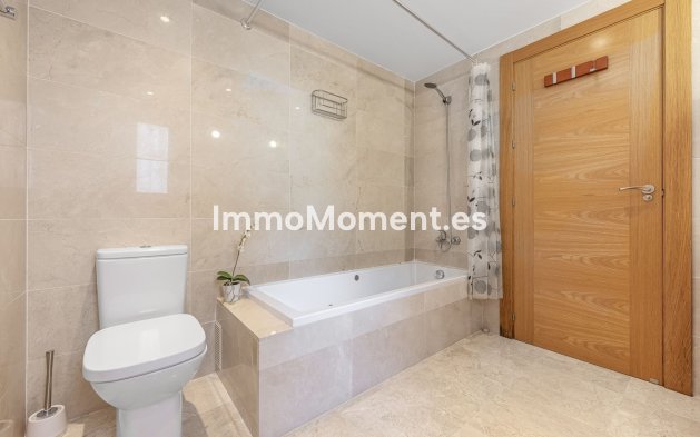 Wiederverkauf - Wohnung - Marbella - La Mairena