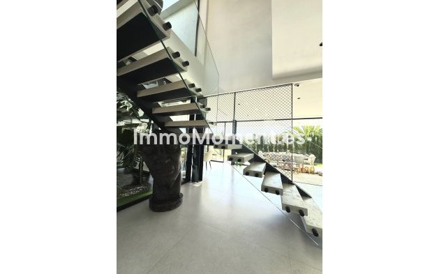 Revente - Villa - Marbella - Nagüeles