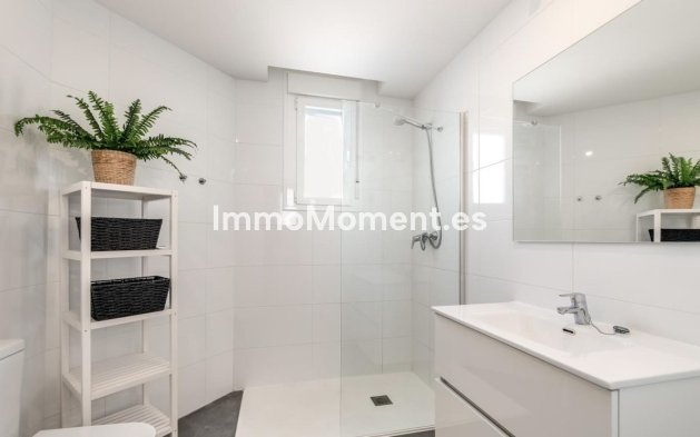 Wiederverkauf - Wohnung - Marbella - Nueva Andalucía