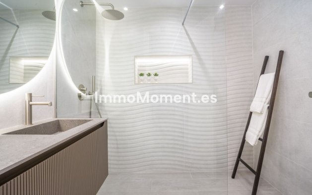 Wiederverkauf - Wohnung - Marbella - Nueva Andalucía