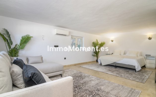 Reventa - Villa - Marbella - San Pedro de Alcántara