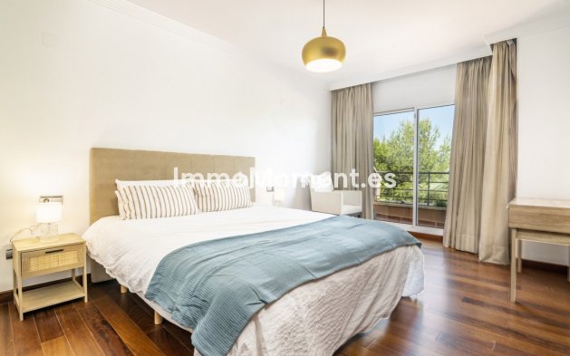 Revente - Appartement - Marbella - Nueva Andalucía