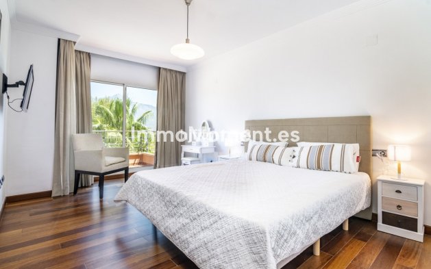 Revente - Appartement - Marbella - Nueva Andalucía