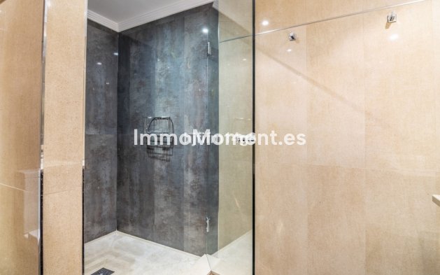 Revente - Appartement - Marbella - Nueva Andalucía