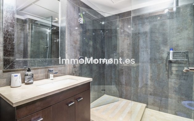 Revente - Appartement - Marbella - Nueva Andalucía