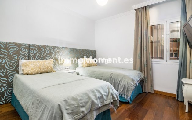 Revente - Appartement - Marbella - Nueva Andalucía