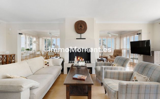 Revente - Villa - Marbella - Nueva Andalucía