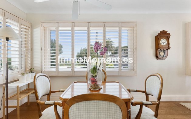 Revente - Villa - Marbella - Nueva Andalucía