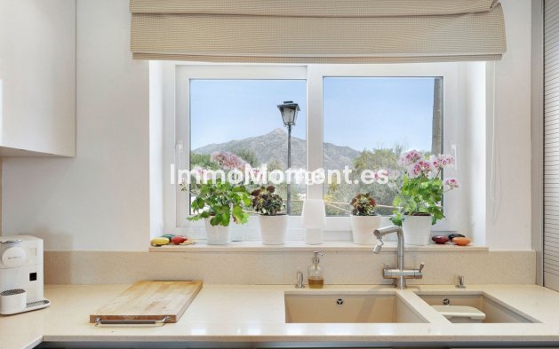 Revente - Villa - Marbella - Nueva Andalucía
