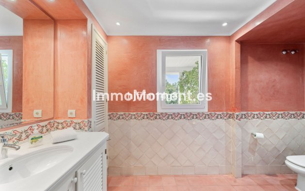 Revente - Villa - Marbella - Nueva Andalucía