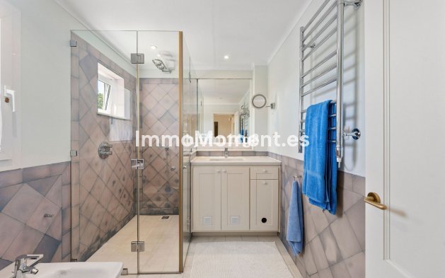 Revente - Villa - Marbella - Nueva Andalucía