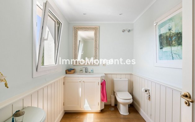 Revente - Villa - Marbella - Nueva Andalucía