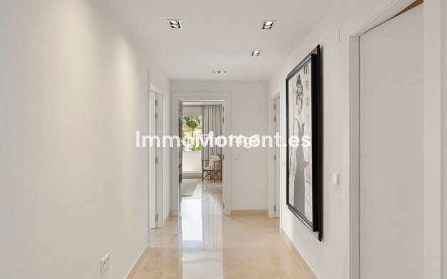Wiederverkauf - Wohnung - Marbella - Nueva Andalucía