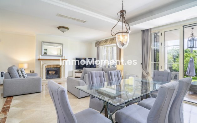 Resale - Townhouse - Marbella - Nueva Andalucía