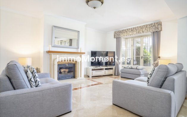 Resale - Townhouse - Marbella - Nueva Andalucía