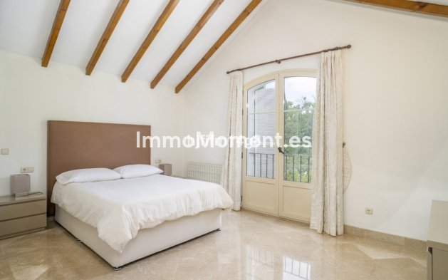 Resale - Townhouse - Marbella - Nueva Andalucía
