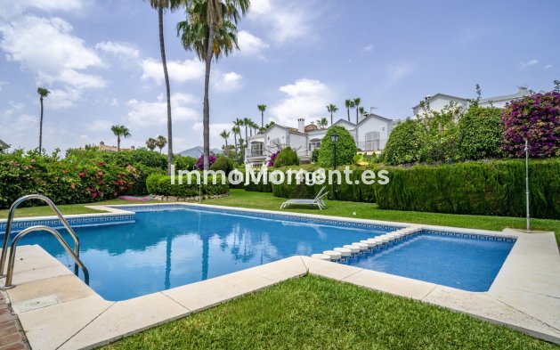 Resale - Townhouse - Marbella - Nueva Andalucía