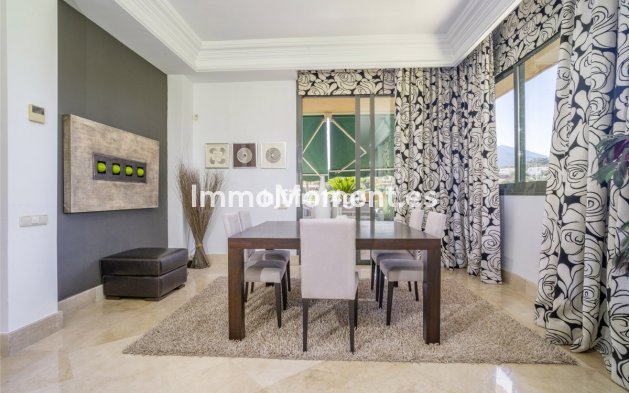 Wiederverkauf - Wohnung - Marbella - Nueva Andalucía