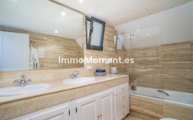 Wiederverkauf - Wohnung - Marbella - Nueva Andalucía