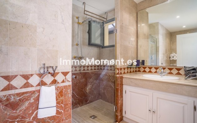 Wiederverkauf - Wohnung - Marbella - Nueva Andalucía