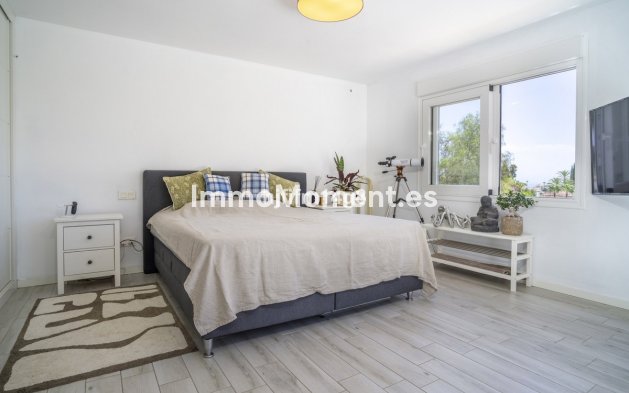 Wiederverkauf - Villa - Marbella - Nueva Andalucía