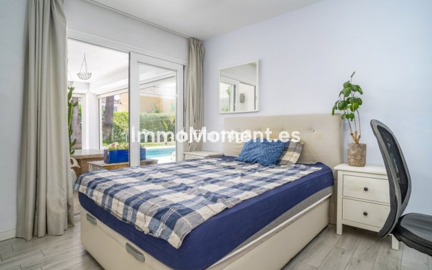 Wiederverkauf - Villa - Marbella - Nueva Andalucía