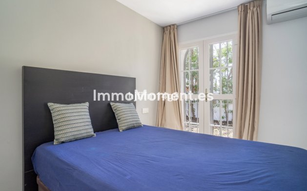 Wiederverkauf - Villa - Marbella - Nueva Andalucía