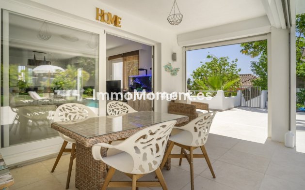 Wiederverkauf - Villa - Marbella - Nueva Andalucía