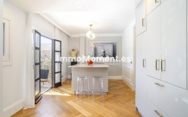 Wiederverkauf - Wohnung - Marbella - Nueva Andalucía